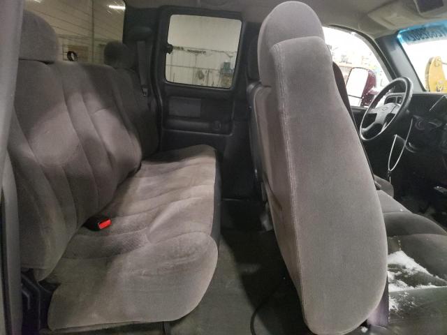 Photo 10 from auction – 2003 CHEVROLET SILVERADO with VIN 2GCEK19V131226948