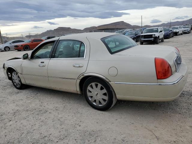 Photo 2 from auction – 2003 LINCOLN TOWN CAR C with VIN 1LNHM83WX3Y651465