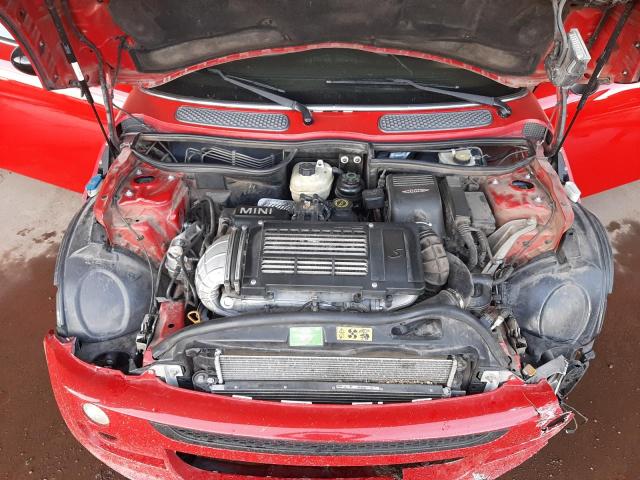 Photo 11 from auction – 2006 MINI COOPER S with VIN WMWRE33516TL19770