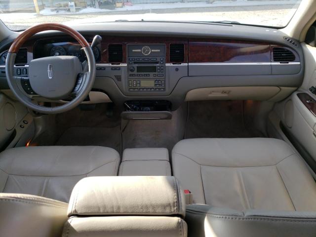 Photo 8 from auction – 2008 LINCOLN TOWN CAR C with VIN 2LNHM82VX8X646377