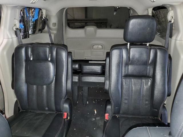 Photo 10 from auction – 2012 CHRYSLER TOWN & COU with VIN 2C4RC1BG5CR223403