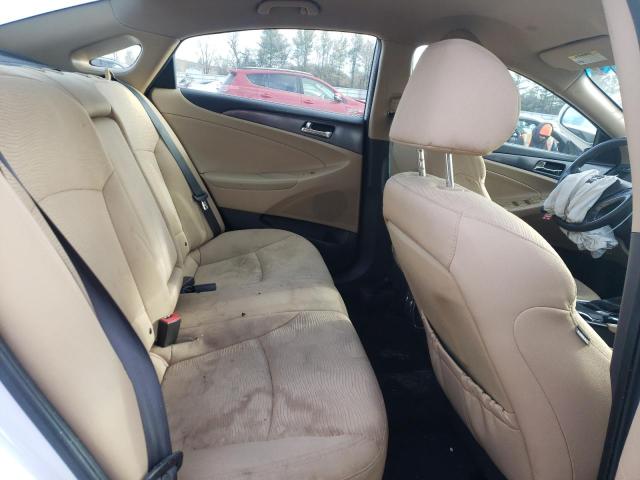 Photo 10 from auction – 2011 HYUNDAI SONATA HYB with VIN KMHEC4A49BA003445
