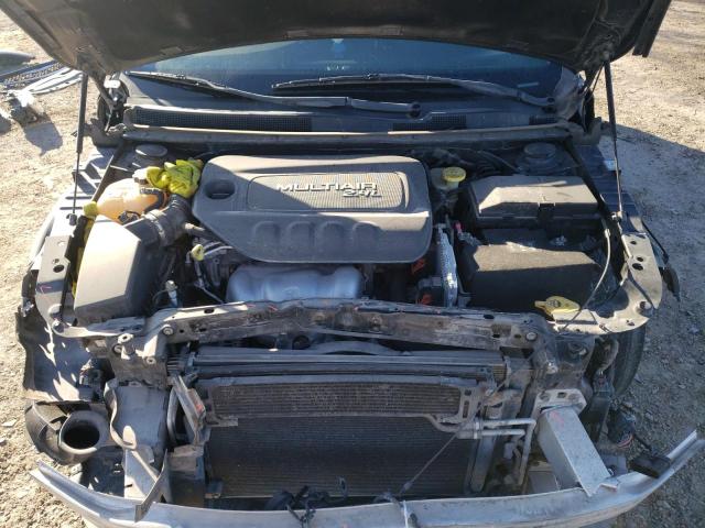 Photo 11 from auction – 2016 CHRYSLER 200 LIMITE with VIN 1C3CCCAB7GN181184
