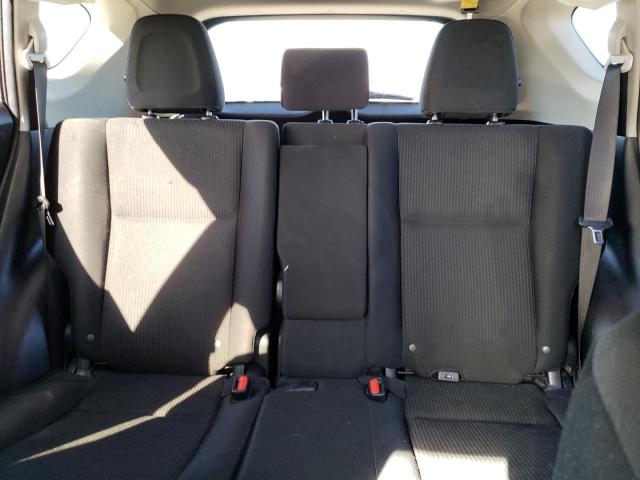 Photo 10 from auction – 2018 TOYOTA RAV4 LE with VIN JTMBFREV7JJ184039