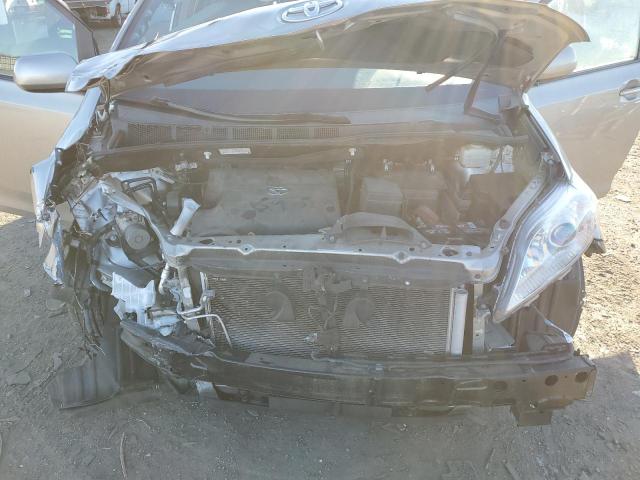 Photo 12 from auction – 2016 TOYOTA SIENNA XLE with VIN 5TDYK3DC0GS720148