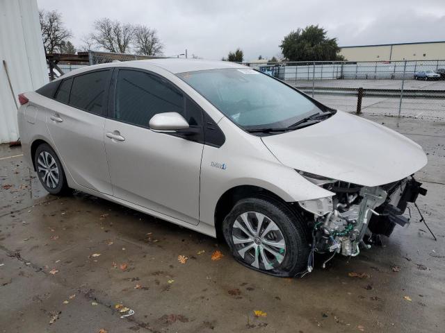 Photo 4 from auction – 2022 TOYOTA PRIUS PRIM with VIN JTDKAMFPXN3210452