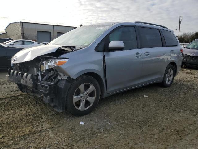 Photo 1 from auction – 2016 TOYOTA SIENNA LE with VIN 5TDKK3DC6GS765326