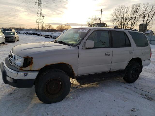 TOYOTA 4RUNNER SR 1999 with VIN JT3GN86R3X0117154 - Photo from auction
