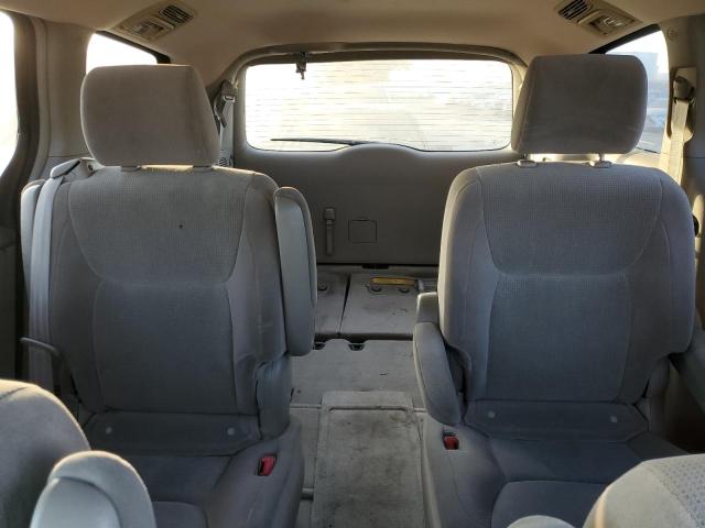 Photo 10 from auction – 2004 TOYOTA SIENNA CE with VIN 5TDZA23C14S219140