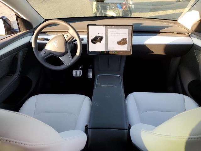 Photo 8 from auction – 2022 TESLA MODEL Y with VIN 7SAYGDEF4NF520491