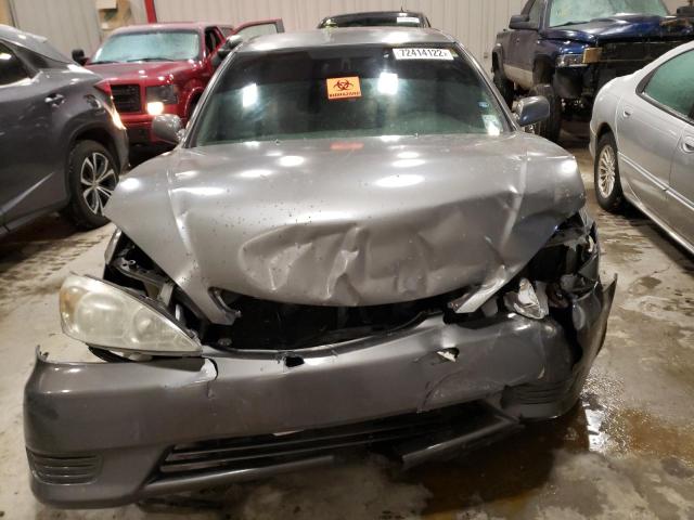 Photo 5 from auction – 2005 TOYOTA CAMRY LE with VIN 4T1BE32KX5U989978