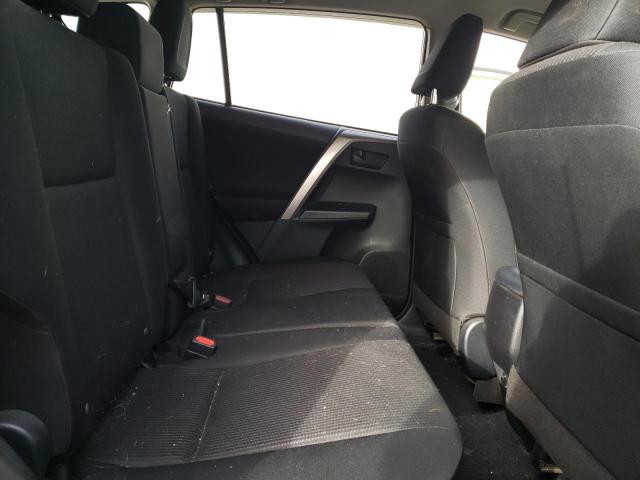 Photo 11 from auction – 2018 TOYOTA RAV4 LE with VIN JTMBFREV2JJ192811