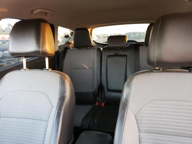 Photo 10 from auction – 2017 FORD ESCAPE SE with VIN 1FMCU0G95HUB81389