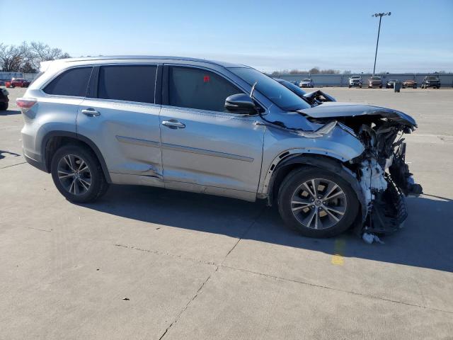 Photo 4 from auction – 2016 TOYOTA HIGHLANDER with VIN 5TDKKRFH4GS500898