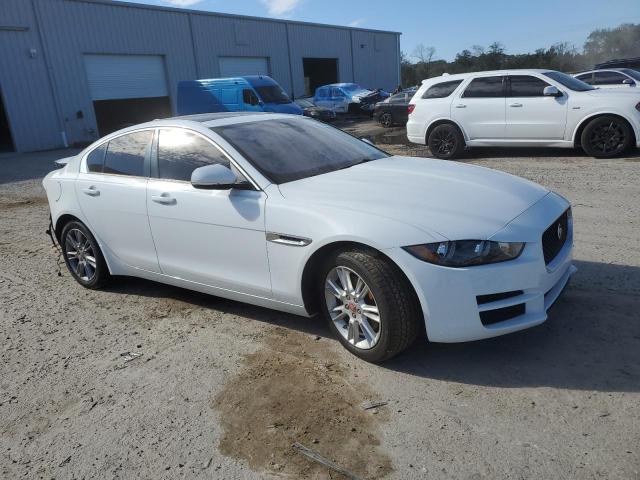 Photo 4 from auction – 2018 JAGUAR XE PREMIUM with VIN SAJAD4FN5JCP36940