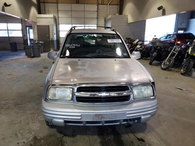 Photo 5 from auction – 2002 CHEVROLET TRACKER LT with VIN 2CNBE634726922721