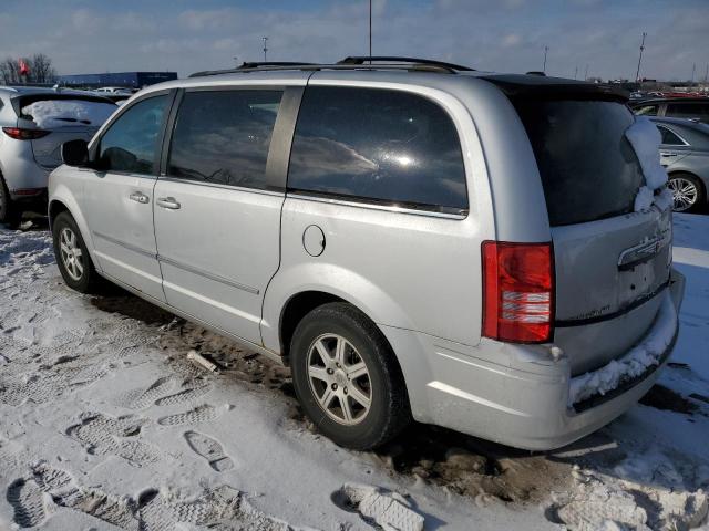 Photo 2 from auction – 2010 CHRYSLER TOWN & COU with VIN 2A4RR5D11AR253729