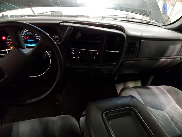 Photo 8 from auction – 2005 CHEVROLET SILVERADO with VIN 1GCEK19B95E327713