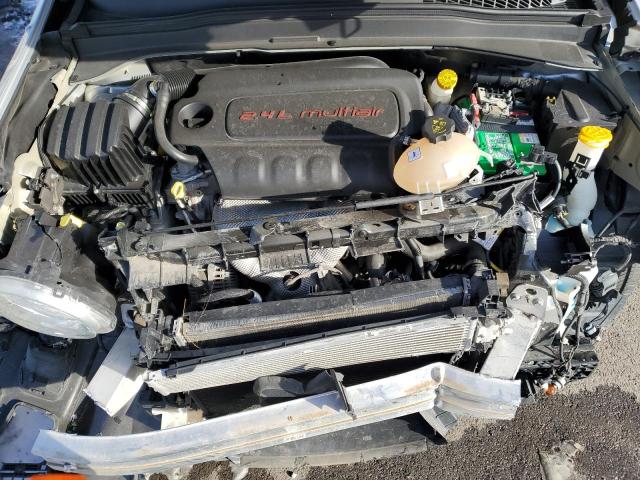 Photo 12 from auction – 2016 JEEP RENEGADE L with VIN ZACCJBDT9GPE23660