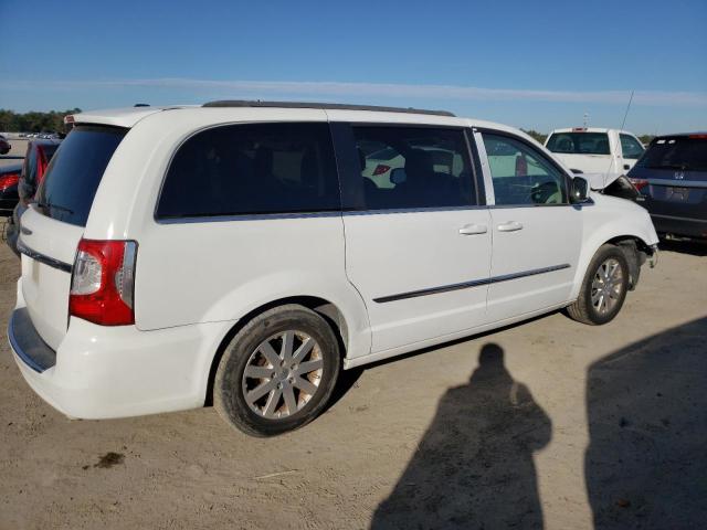 Photo 3 from auction – 2015 CHRYSLER TOWN & COU with VIN 2C4RC1BG5FR544684
