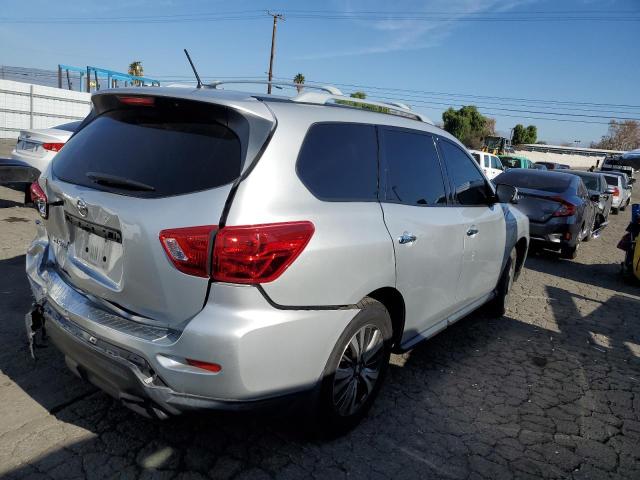 Photo 3 from auction – 2017 NISSAN PATHFINDER with VIN 5N1DR2MN1HC672115