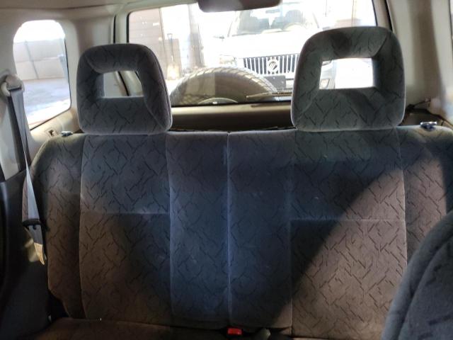 Photo 10 from auction – 2002 CHEVROLET TRACKER LT with VIN 2CNBE634726922721
