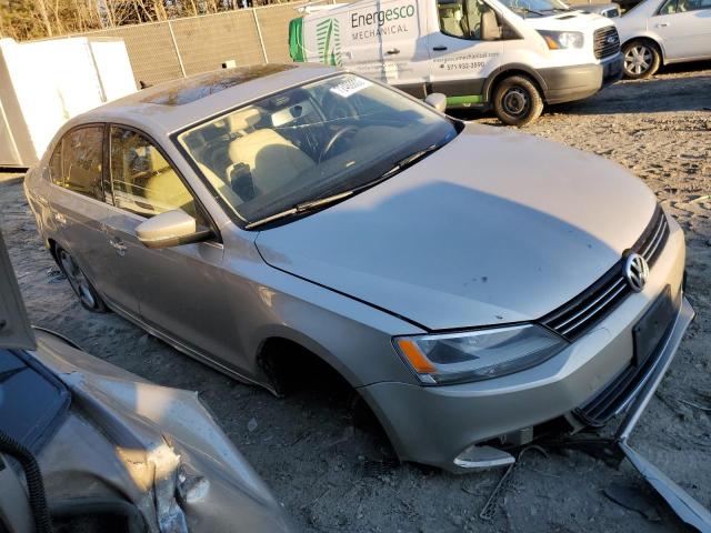 Photo 4 from auction – 2014 VOLKSWAGEN JETTA TDI with VIN 3VWLL7AJ5EM230185