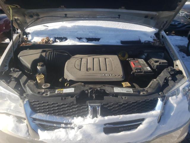 Photo 12 from auction – 2015 DODGE GRAND CARA with VIN 2C4RDGCG1FR684990