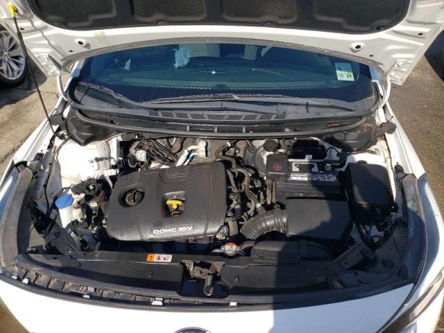 Photo 11 from auction – 2017 KIA FORTE LX with VIN 3KPFK4A74HE118305