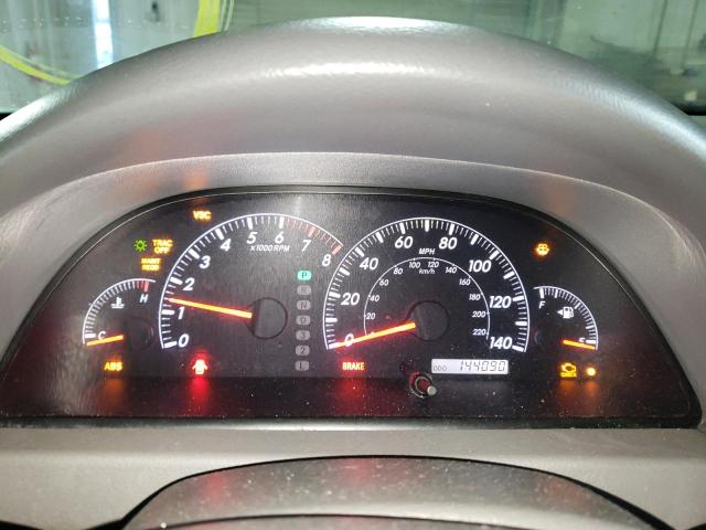 Photo 9 from auction – 2005 TOYOTA CAMRY LE with VIN 4T1BF30K55U594686