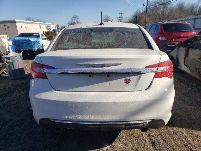 Photo 6 from auction – 2013 CHRYSLER 200 LIMITE with VIN 1C3CCBCG2DN543453