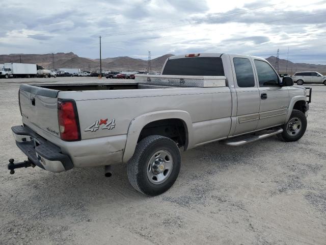 Photo 3 from auction – 2004 CHEVROLET SILVERADO with VIN 1GCHK29U14E312500