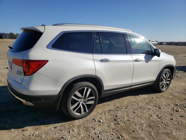 Photo 3 from auction – 2017 HONDA PILOT TOUR with VIN 5FNYF6H95HB022029