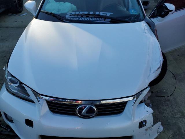 Photo 11 from auction – 2013 LEXUS CT 200 with VIN JTHKD5BHXD2167469