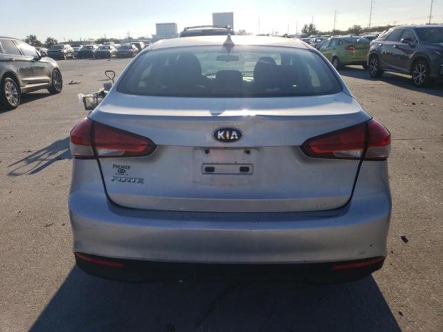 Photo 6 from auction – 2018 KIA FORTE LX with VIN 3KPFK4A70JE164638