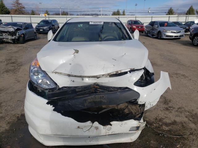 Photo 5 from auction – 2011 HYUNDAI SONATA HYB with VIN KMHEC4A49BA003445