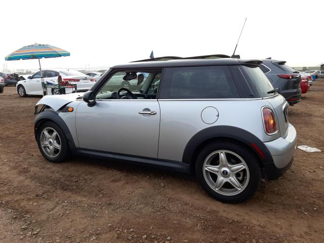 Photo 2 from auction – 2010 MINI COOPER with VIN WMWMF3C54ATZ65207
