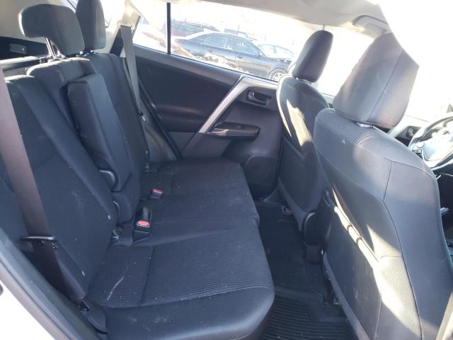 Photo 11 from auction – 2018 TOYOTA RAV4 LE with VIN 2T3ZFREV3JW421447