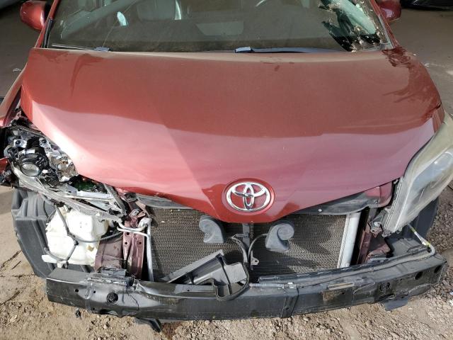 Photo 12 from auction – 2017 TOYOTA SIENNA SE with VIN 5TDXZ3DC6HS874792