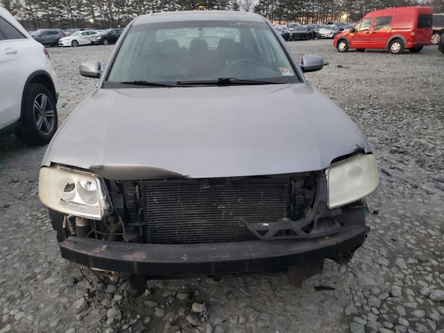 Photo 5 from auction – 2002 VOLKSWAGEN PASSAT GLS with VIN WVWPD63B72P179179