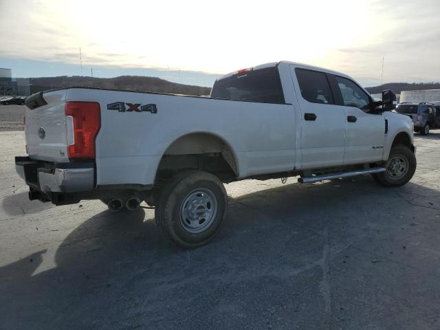 Photo 3 from auction – 2017 FORD F250 SUPER with VIN 1FT7W2BTXHEE45862