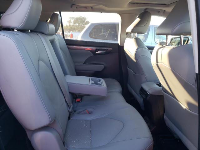Photo 10 from auction – 2021 TOYOTA HIGHLANDER with VIN 5TDYZRAH3MS059709