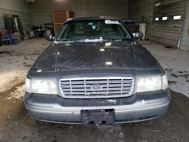 Photo 5 from auction – 2002 FORD CROWN VICT with VIN 2FAFP74W22X100642