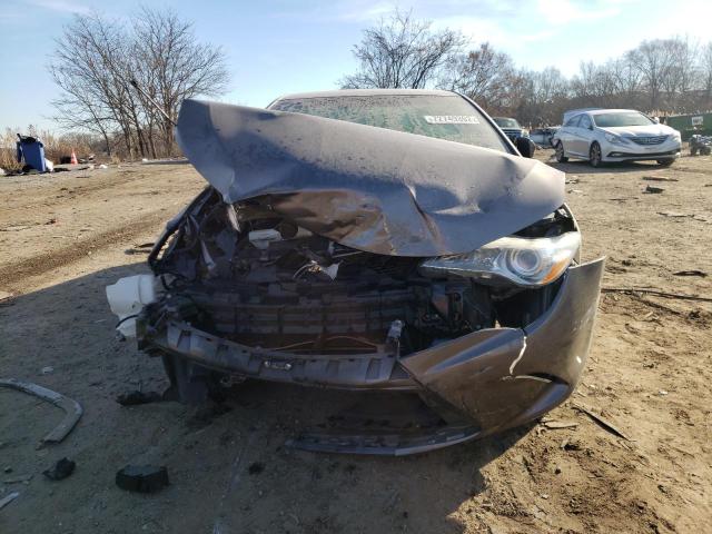 Photo 5 from auction – 2017 TOYOTA CAMRY LE with VIN 4T1BF1FK6HU281355