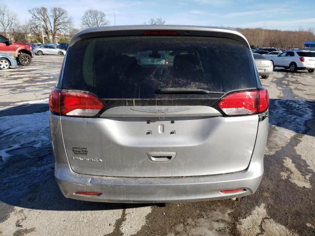 Photo 6 from auction – 2017 CHRYSLER PACIFICA L with VIN 2C4RC1CG1HR770853