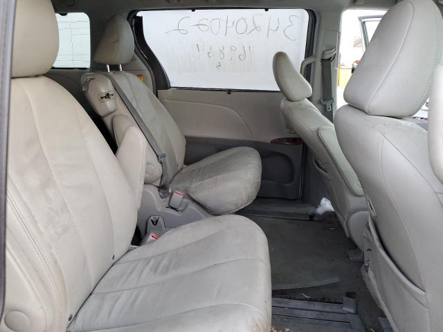 Photo 11 from auction – 2014 TOYOTA SIENNA XLE with VIN 5TDYK3DC1ES491038