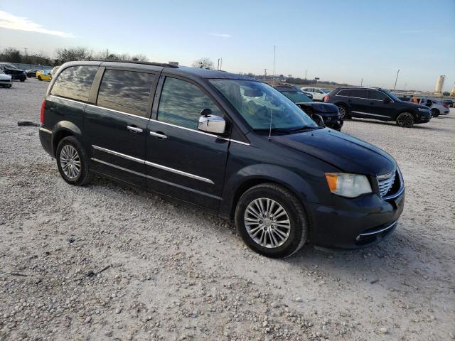 Photo 4 from auction – 2013 CHRYSLER TOWN & COU with VIN 2C4RC1CG4DR797331