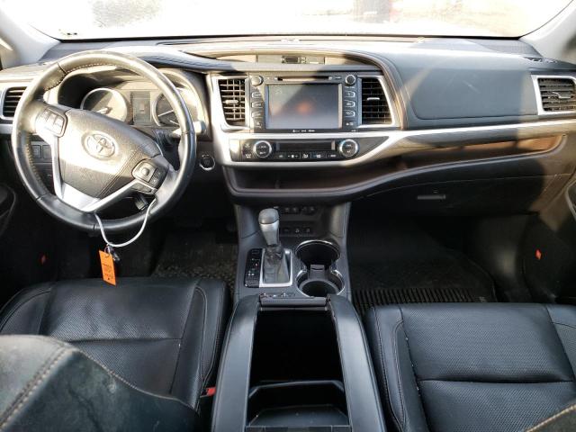 Photo 8 from auction – 2018 TOYOTA HIGHLANDER with VIN 5TDDZRFH2JS864152
