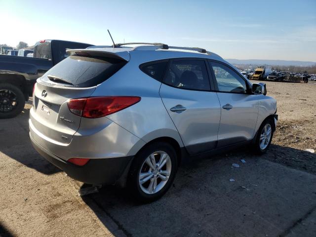 Photo 3 from auction – 2011 HYUNDAI TUCSON GLS with VIN KM8JUCAC8BU200411
