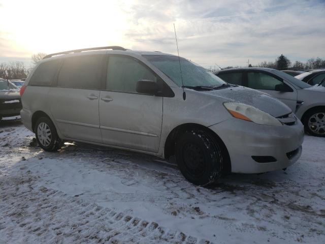 Photo 4 from auction – 2010 TOYOTA SIENNA CE with VIN 5TDKK4CC3AS315583